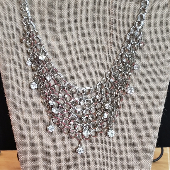 Paparazzi Blockbuster Necklace - Fishing For Compliments 🥈 Silver - Picture 1 of 4